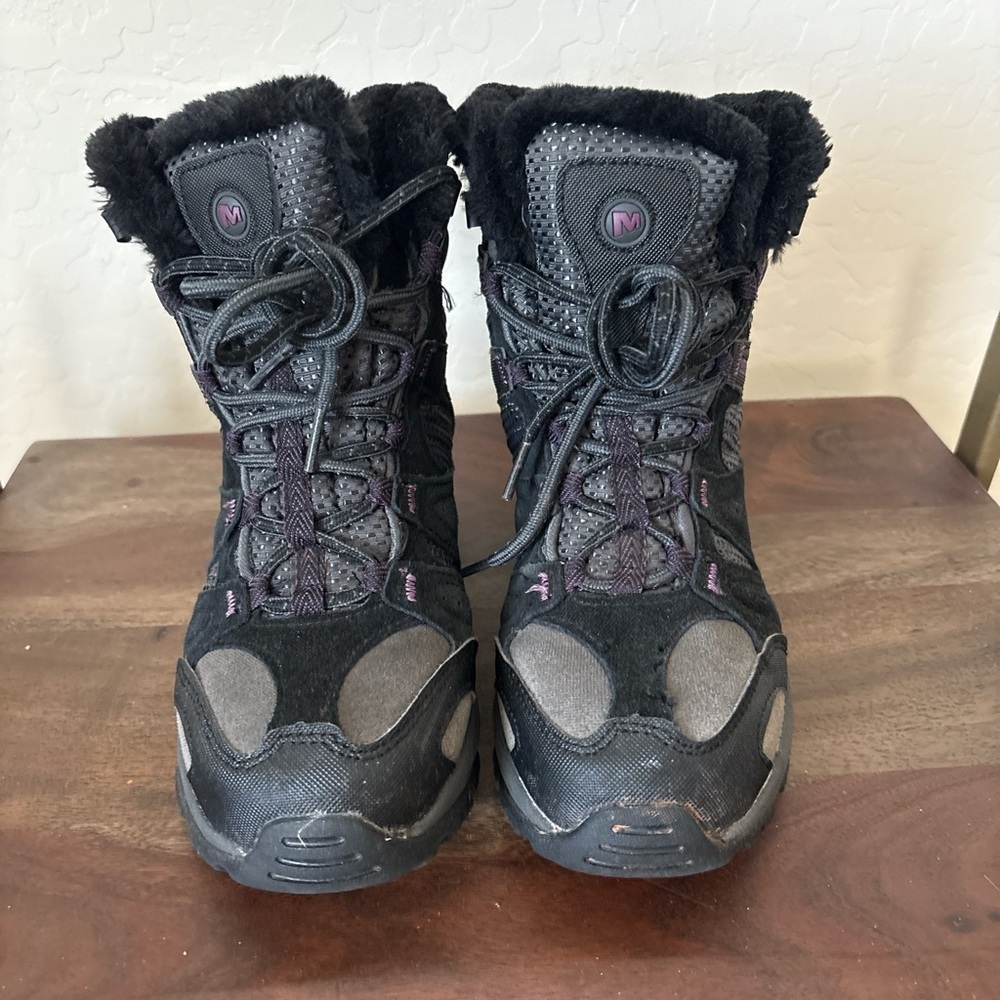 Merrell black damson women hiking winter snow boots SZ 7 US 200g insulation